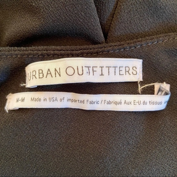 Urban Outfitter Black Stretch Cold-Shoulder Romper - Picture 4 of 7